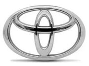 EMBLEMA TOYOTA ( LOGO ) CROMO MALA COROL 03/ 10909